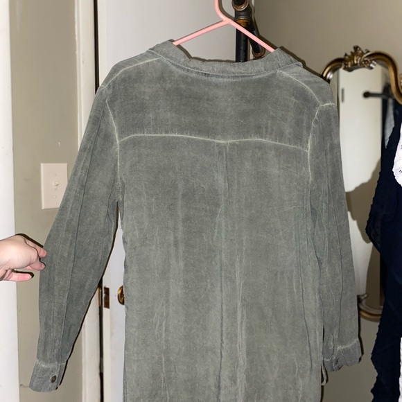 She and Sky Utility Shirt Olive Button up with ties on the side - Picture 4 of 4